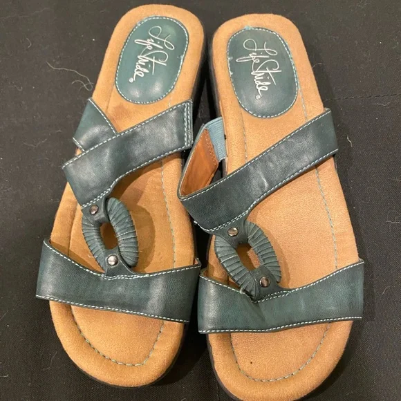 lifestride sandals - Picture 1 of 4